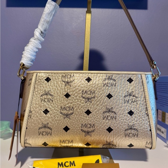 MCM Gold Beige Visetos Logo Shoulder Bag - Picture 3 of 6